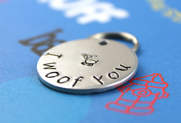 Customized metal dog ID tag - I woof you